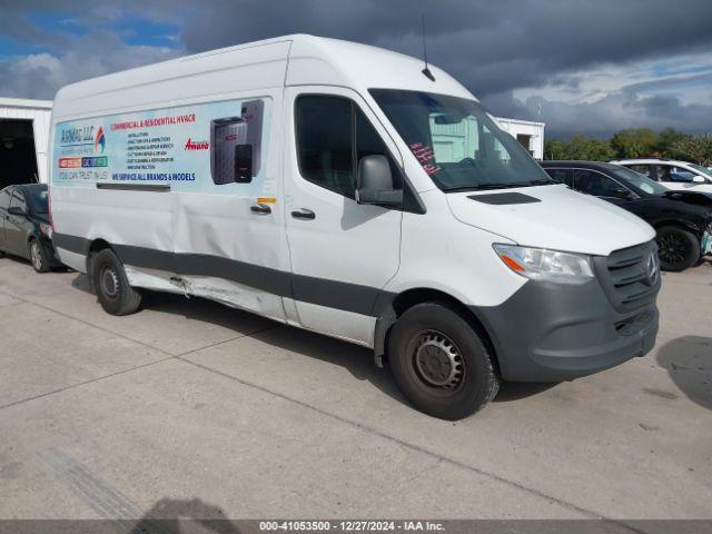  Salvage Mercedes-Benz Sprinter 2500