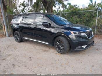  Salvage Kia Carnival