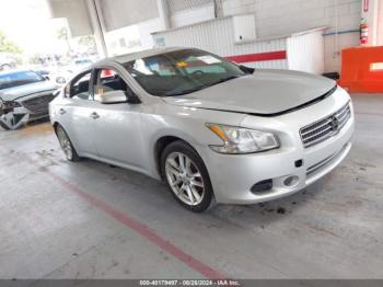  Salvage Nissan Maxima