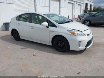  Salvage Toyota Prius