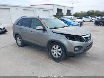  Salvage Kia Sorento