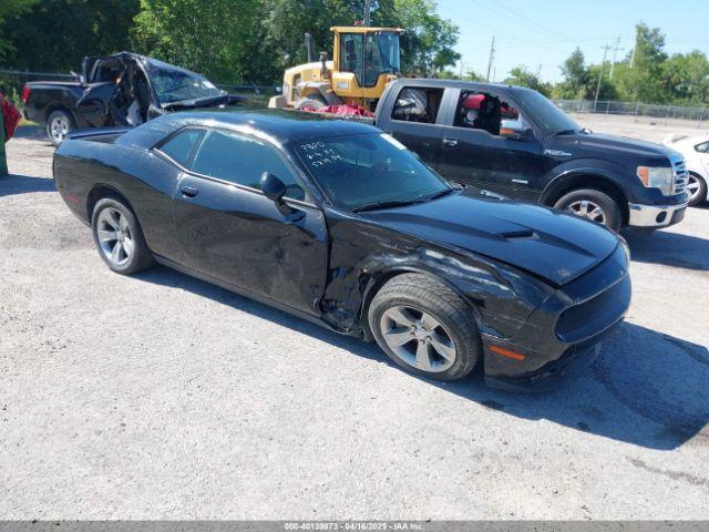  Salvage Dodge Challenger