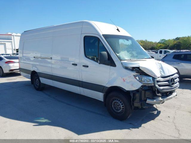  Salvage Mercedes-Benz Sprinter 3500