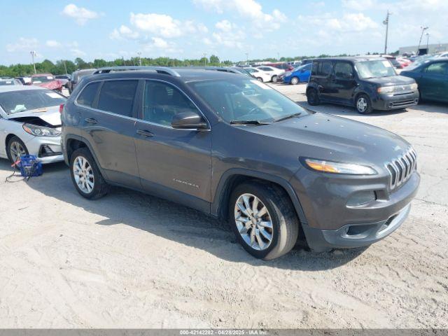  Salvage Jeep Cherokee