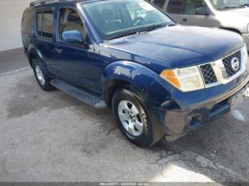  Salvage Nissan Pathfinder