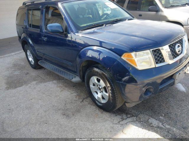  Salvage Nissan Pathfinder