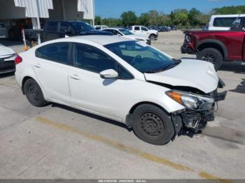  Salvage Kia Forte