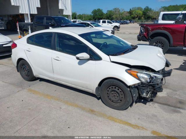  Salvage Kia Forte