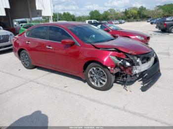  Salvage Nissan Altima