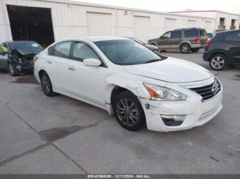  Salvage Nissan Altima
