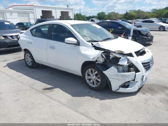  Salvage Nissan Versa