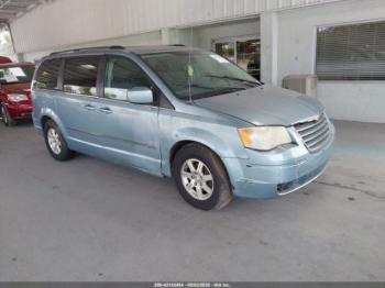  Salvage Chrysler Town & Country