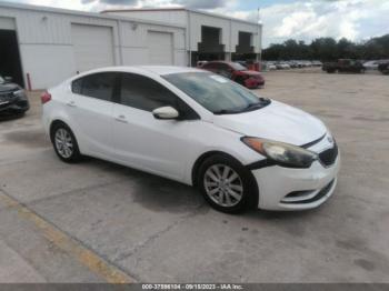  Salvage Kia Forte