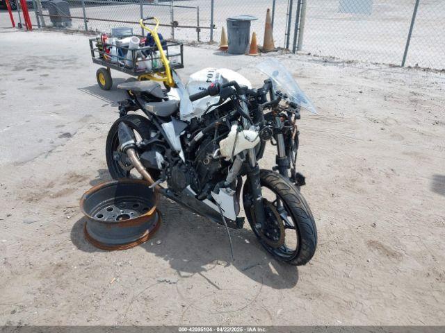  Salvage Kawasaki Ex400
