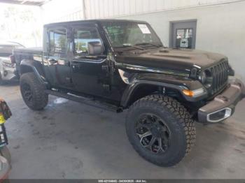 Salvage Jeep Gladiator