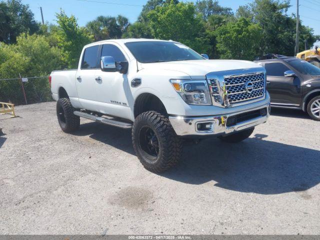  Salvage Nissan Titan