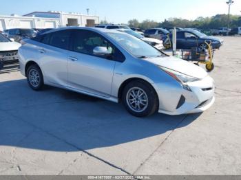  Salvage Toyota Prius