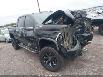  Salvage Chevrolet Silverado 2500