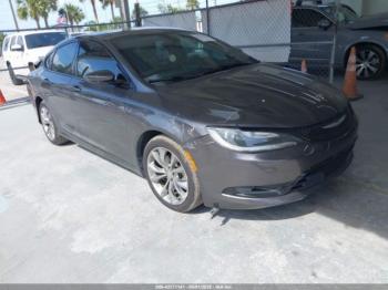  Salvage Chrysler 200