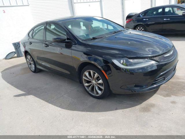  Salvage Chrysler 200