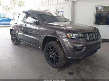  Salvage Jeep Grand Cherokee