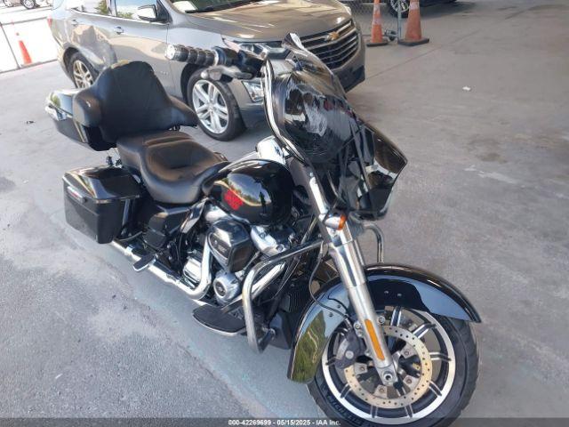  Salvage Harley-Davidson Flht