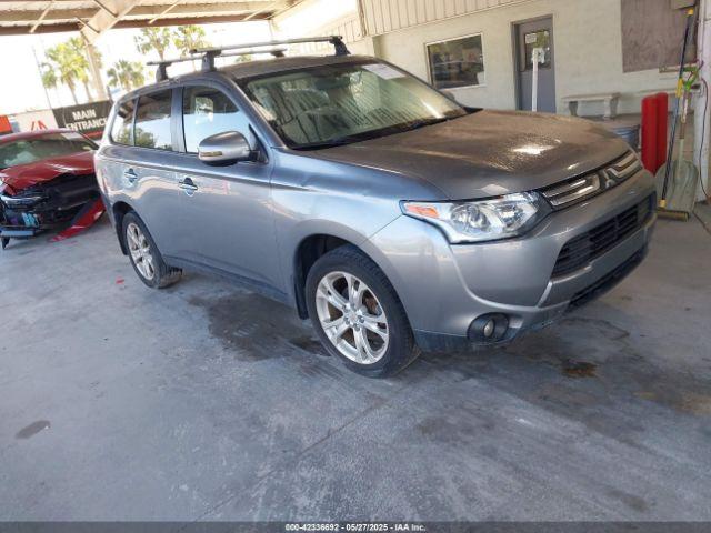  Salvage Mitsubishi Outlander