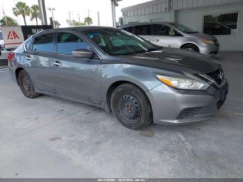  Salvage Nissan Altima