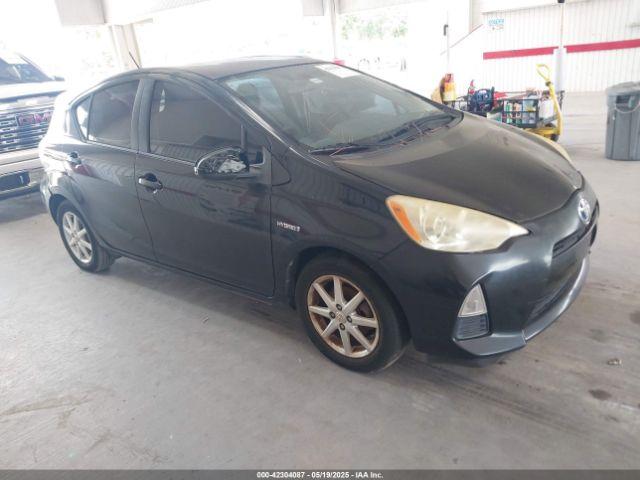  Salvage Toyota Prius c