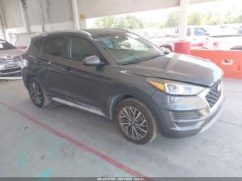  Salvage Hyundai TUCSON