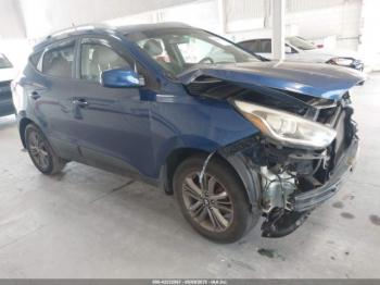  Salvage Hyundai TUCSON