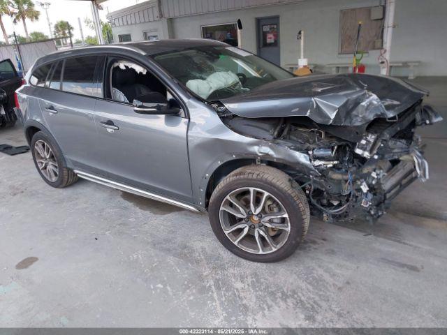  Salvage Volvo V60 Cross Country