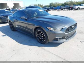  Salvage Ford Mustang