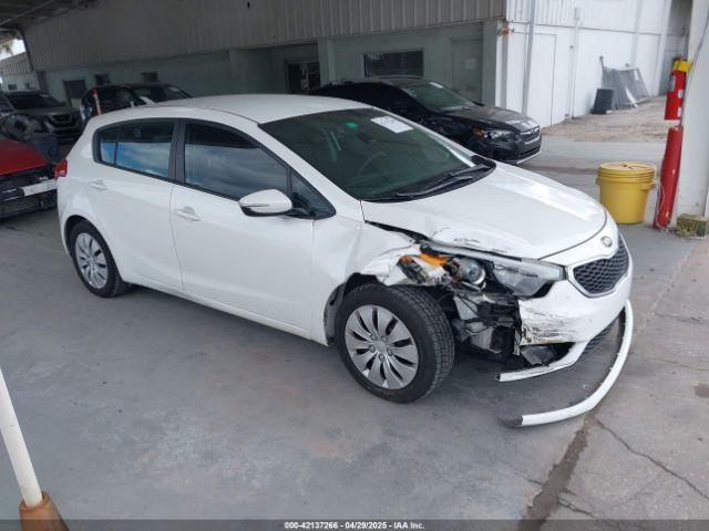  Salvage Kia Forte