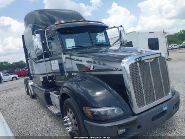  Salvage Peterbilt 386