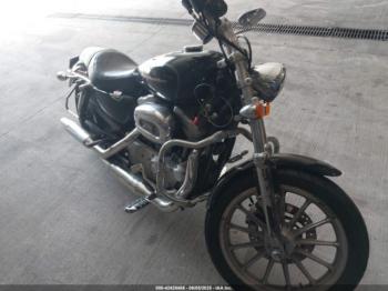  Salvage Harley-Davidson Xl883