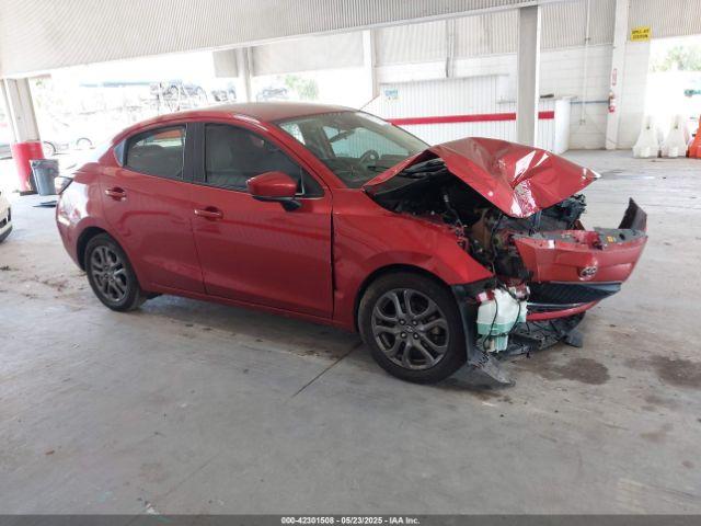  Salvage Toyota Yaris