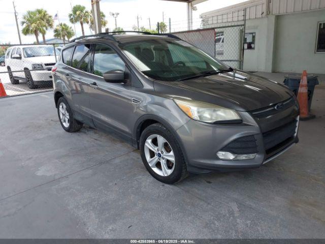  Salvage Ford Escape