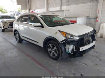  Salvage Kia Niro