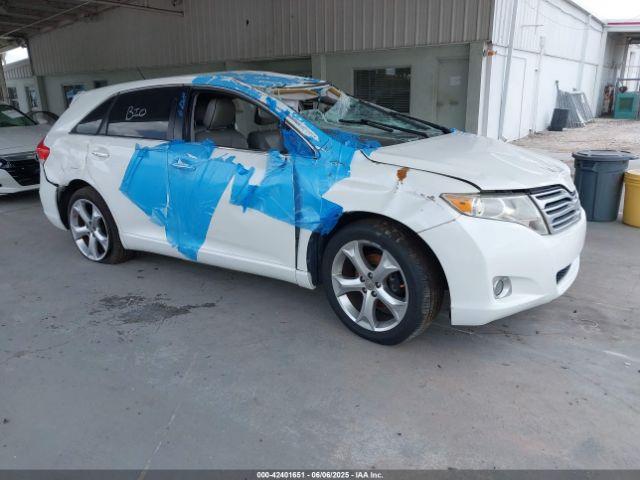  Salvage Toyota Venza
