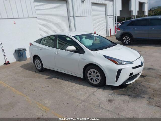  Salvage Toyota Prius