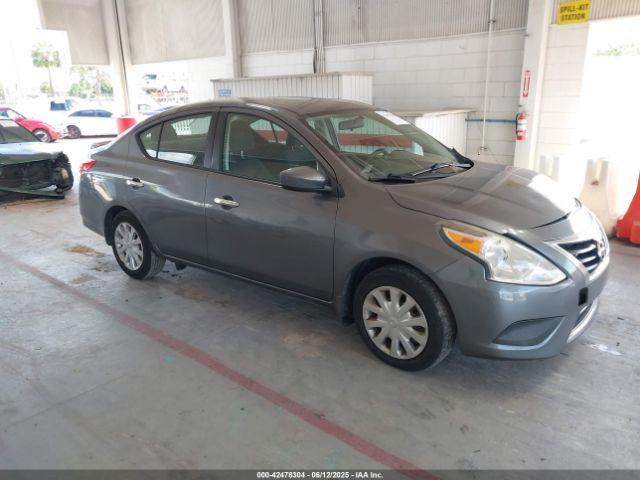  Salvage Nissan Versa