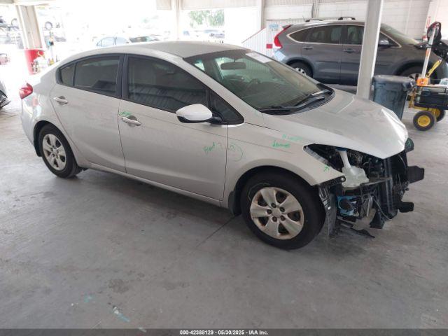  Salvage Kia Forte