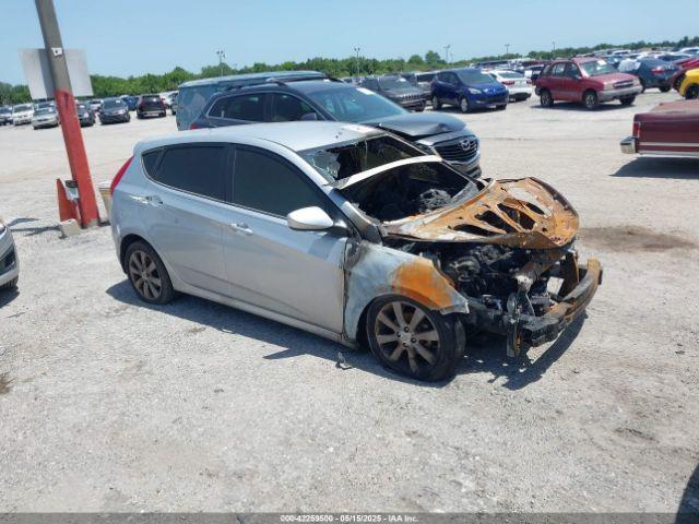  Salvage Hyundai ACCENT