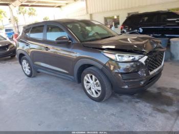  Salvage Hyundai TUCSON