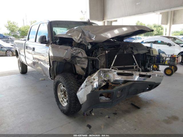  Salvage Chevrolet Silverado 2500
