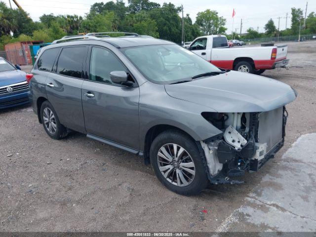 Salvage Nissan Pathfinder