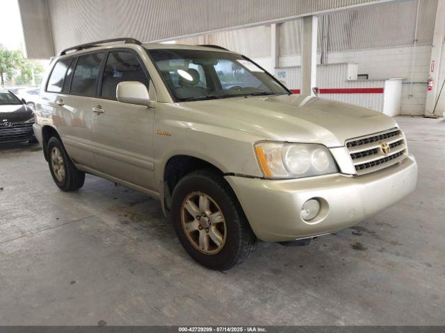  Salvage Toyota Highlander