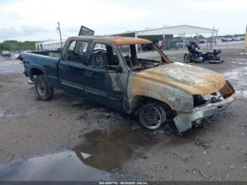  Salvage Chevrolet Silverado 2500