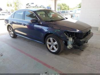  Salvage Volkswagen Passat